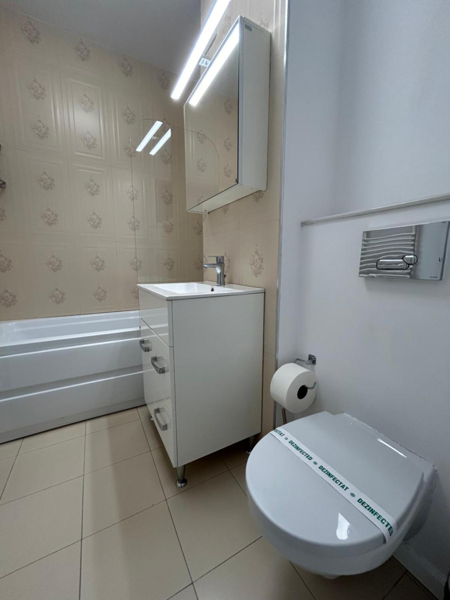 Elegant Studio With City Views - Prime Location - 02 Bucureşti Ngoại thất bức ảnh