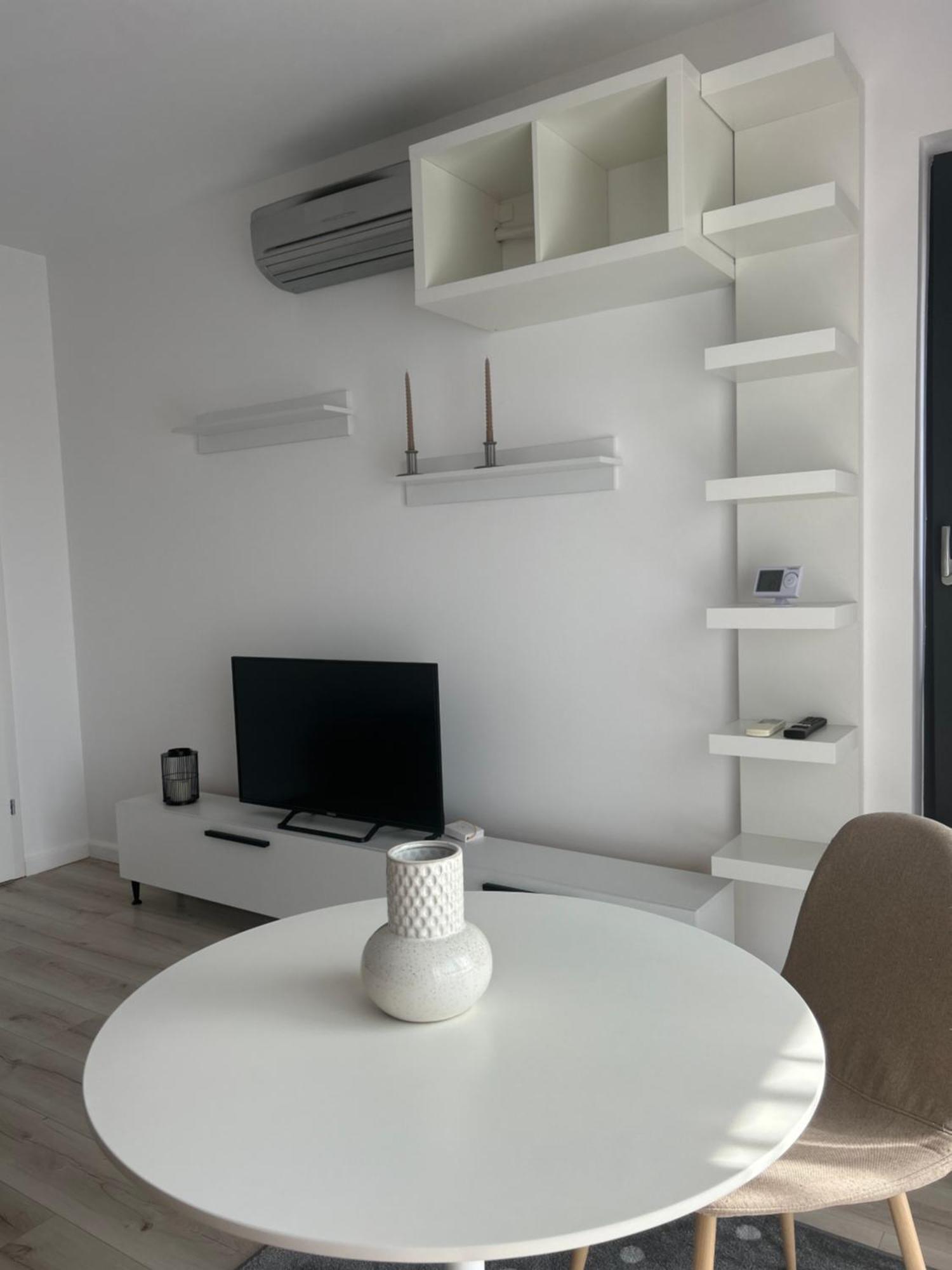 Elegant Studio With City Views - Prime Location - 02 Bucureşti Ngoại thất bức ảnh