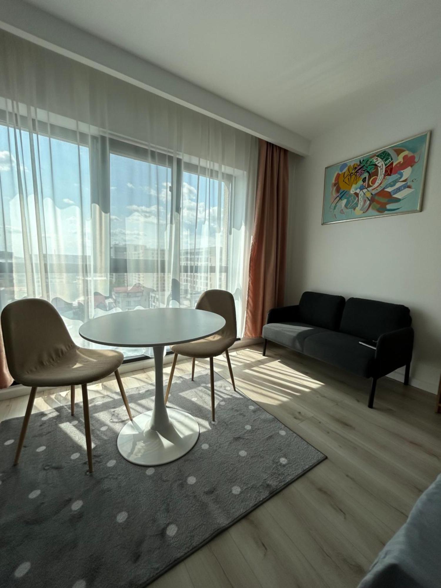 Elegant Studio With City Views - Prime Location - 02 Bucureşti Ngoại thất bức ảnh