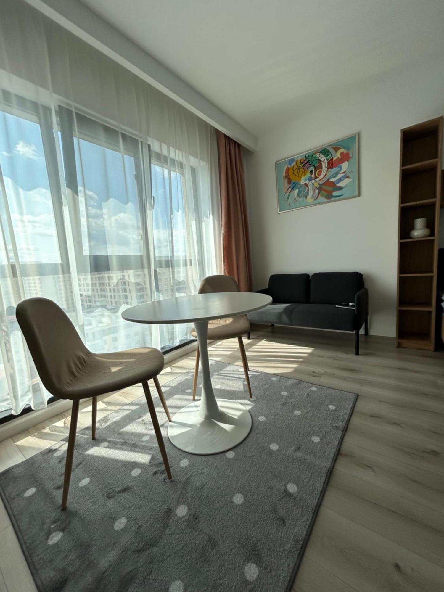 Elegant Studio With City Views - Prime Location - 02 Bucureşti Ngoại thất bức ảnh